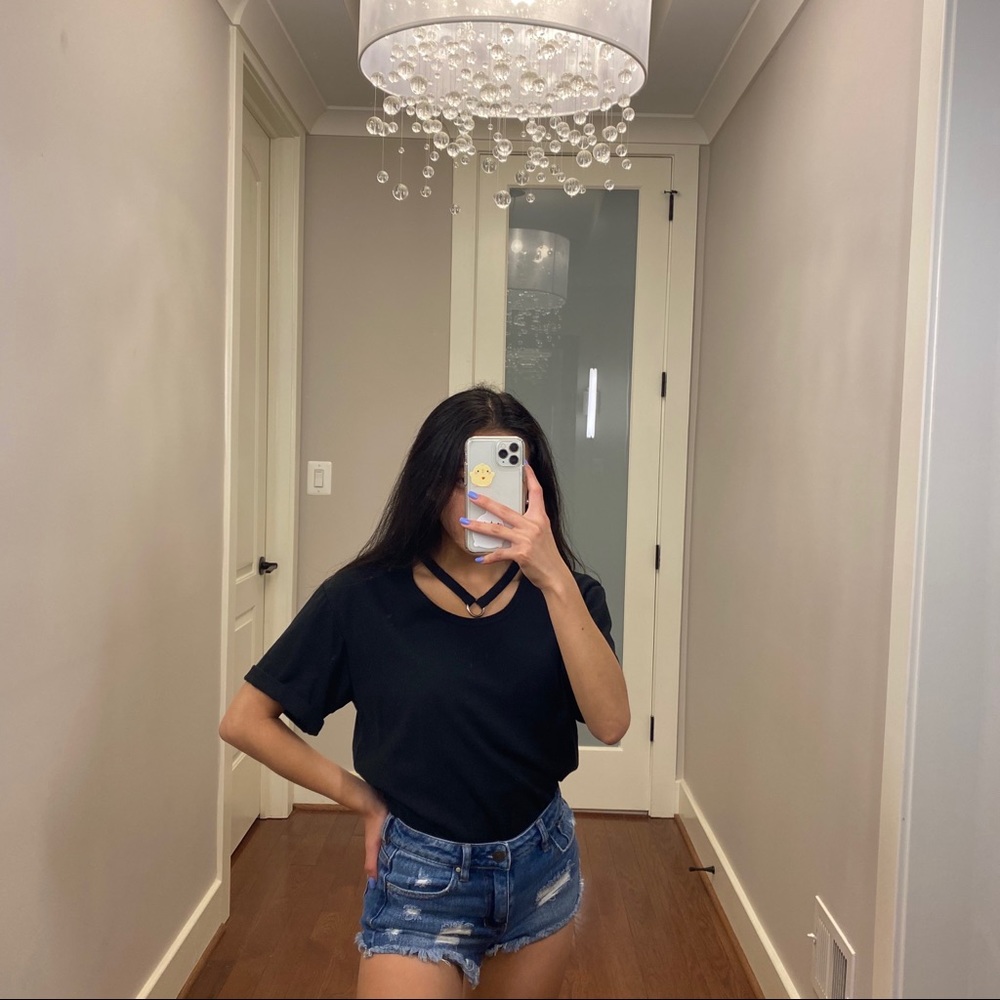 circle choker neck top